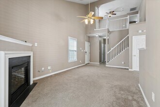 127 Kristin Ct in Yorktown, VA - Building Photo - Building Photo