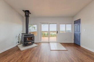 188 Hill Of Contentment in Lakehills, TX - Building Photo - Building Photo