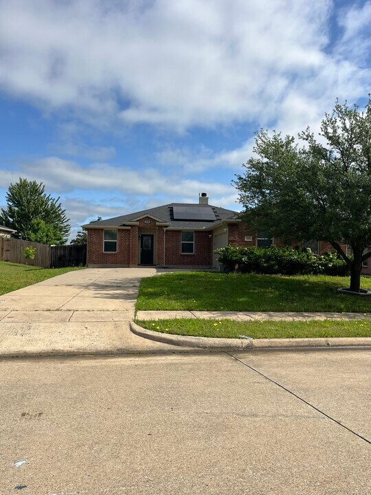 608 Timberhaven Terrace in Royse City, TX - Building Photo