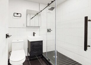 2785 Broadway in New York, NY - Building Photo - Building Photo
