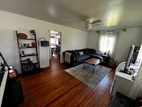 37727 Poinsettia Ave in Dade City, FL - Building Photo - Building Photo
