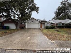 9207 Red Leg Dr in San Antonio, TX - Building Photo - Building Photo