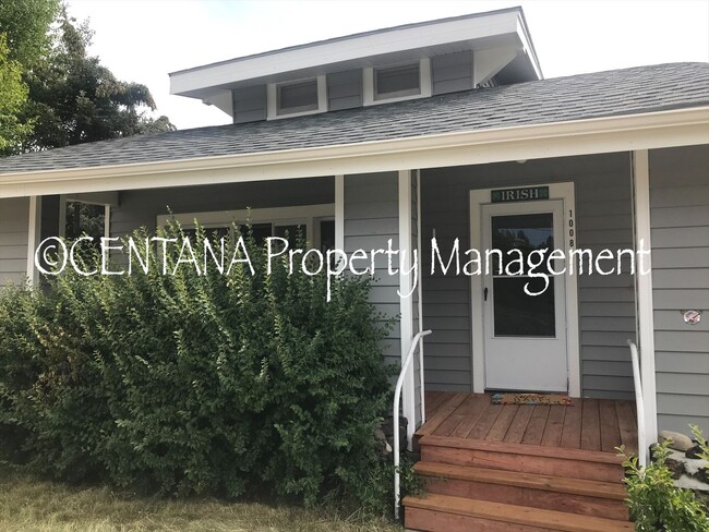 property at 1008 W Porphyry St