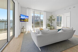 1445 16th St in Miami Beach, FL - Building Photo - Building Photo