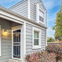 11595 E Cornell Cir in Aurora, CO - Building Photo