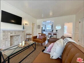 429 Ocean Ave in Santa Monica, CA - Building Photo - Building Photo