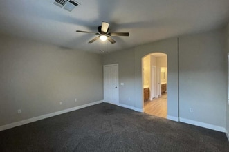 4463 El Presidio Dr in Las Vegas, NV - Foto de edificio - Building Photo