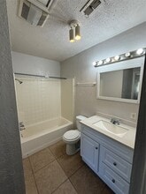 5411 Bellfort Ct in Houston, TX - Building Photo - Building Photo
