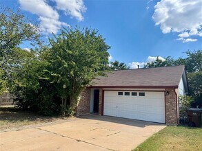 1203 Yorkshire Ln in Round Rock, TX - Building Photo - Building Photo