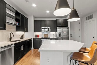 1001 N Himes Ave-Unit -ID1312610P in Tampa, FL - Building Photo - Building Photo