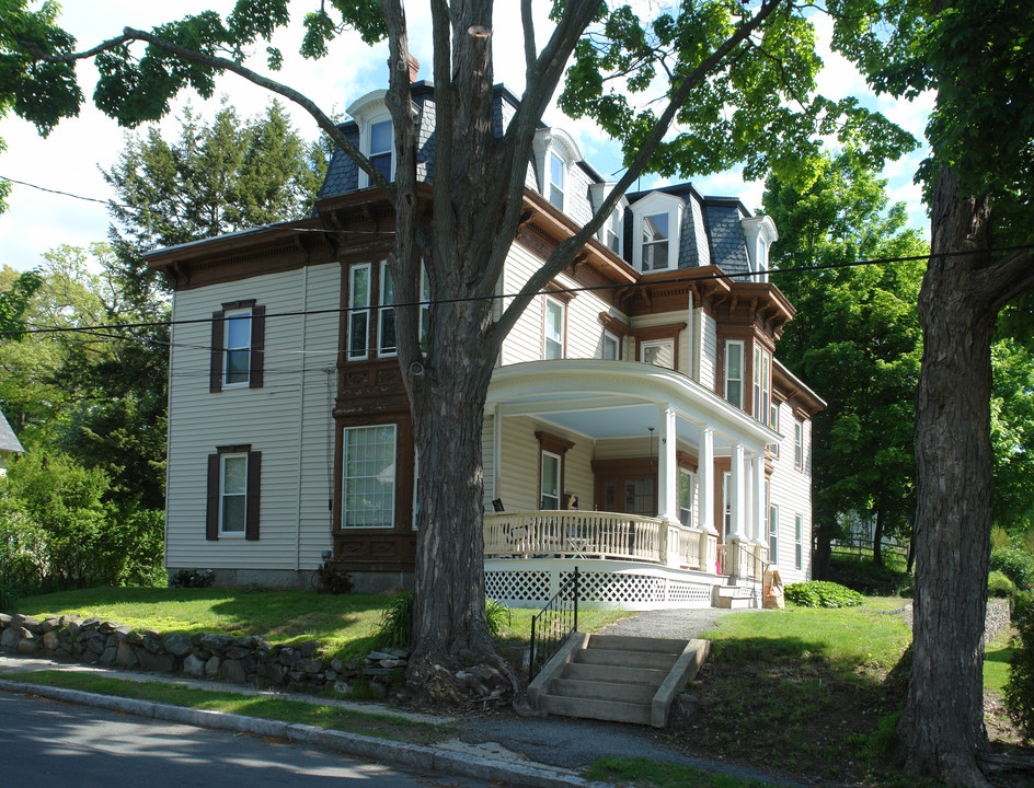 9 Central St in Methuen, MA - Foto de edificio