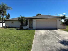 3717 SW 6th Ave in Cape Coral, FL - Building Photo - Building Photo
