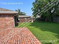 1400 Jefferson Dr photo'