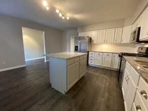 149 Juniper Drive in Schererville, IN - Foto de edificio - Building Photo