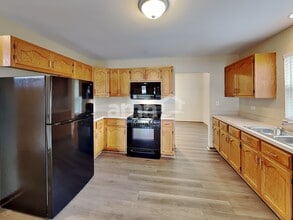 3826 Hennepin Ct in Joliet, IL - Building Photo - Building Photo