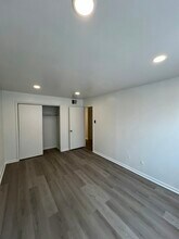 380 E Upsal St in Philadelphia, PA - Building Photo - Building Photo