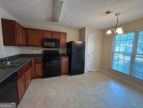 1886 Grove Way in Hampton, GA - Building Photo - Building Photo