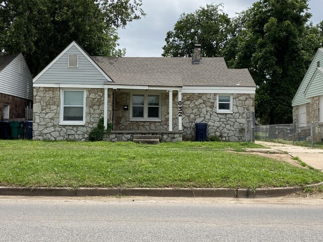 property at 632 SW 44th St