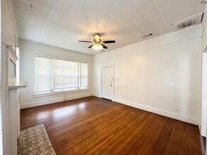 1104 Polk St in Wichita Falls, TX - Building Photo - Building Photo