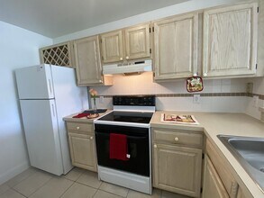 1725 Palm Cove Blvd in Delray Beach, FL - Building Photo - Building Photo