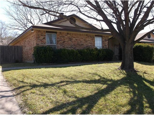 3008 Timothy Ln in Euless, TX - Building Photo - Building Photo