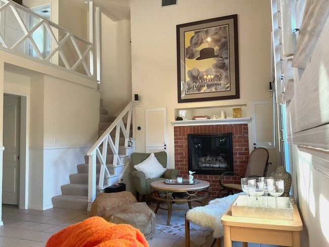 property at 5261 Cahuenga Blvd