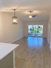 5340 Royal Palm Ave in Sarasota, FL - Foto de edificio - Building Photo