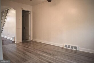 7305 Woodcrest Ave in Philadelphia, PA - Building Photo - Building Photo