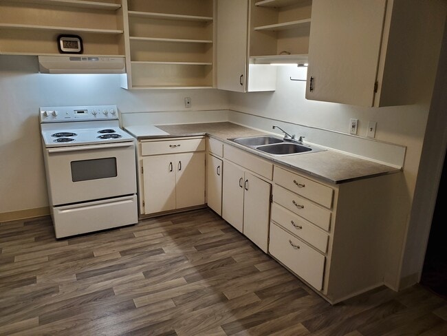 2915 W 7th Ave, Unit #3 in Kennewick, WA - Building Photo - Building Photo