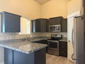 253 W Ridge Rd in Saratoga Springs, UT - Building Photo - Building Photo