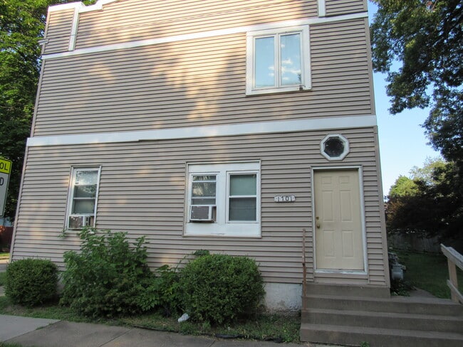 1701 25th St, Unit 4