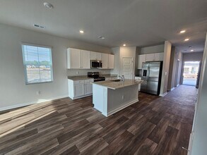 2100 Northwest Dr in Calabash, NC - Building Photo - Building Photo