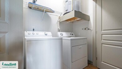 10051 Perimeter Station Dr in Charlotte, NC - Foto de edificio - Building Photo