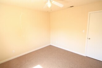 5514 W Norwich Ave in Fresno, CA - Building Photo - Building Photo