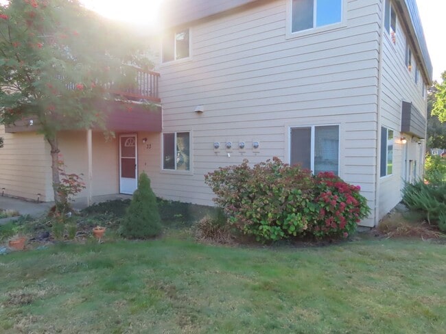 2727 Gateway St in Springfield, OR - Building Photo - Building Photo