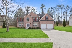 197 Kyndal Dr in Hampton, GA - Building Photo
