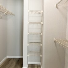 8718 Victorian Village Dr in Houston, TX - Building Photo - Building Photo