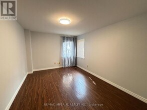 98 McMorran Crescent in Vaughan, ON - Building Photo - Building Photo