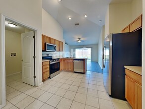 13027 Tribute Dr in Riverview, FL - Building Photo - Building Photo