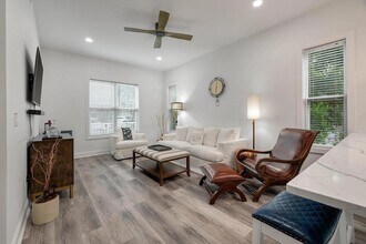 7311 Indigo Palms Way in Johns Island, SC - Building Photo - Building Photo