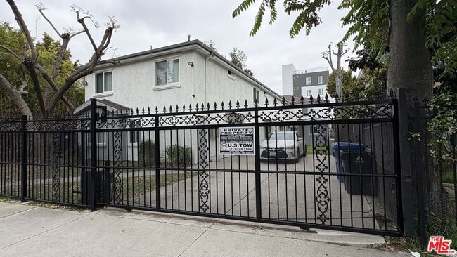property at 1189 W 36th St