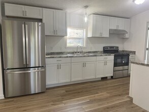 404 Dorris Rd in Portland, TN - Building Photo - Building Photo