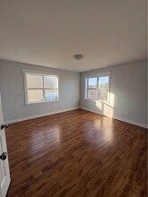 693 St Margarets Bay Rd in Halifax, NS - Building Photo - Building Photo