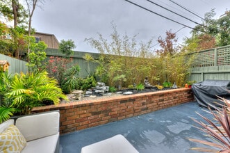 2663 Centinela Ave, Unit 2663 Centinela Ave #308 in Santa Monica, CA - Building Photo - Building Photo