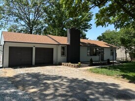 8707 E 74 Terrace in Kansas City, MO - Building Photo