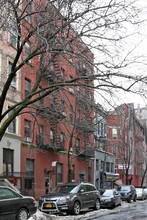 214 W 82nd St in New York, NY - Foto de edificio - Building Photo