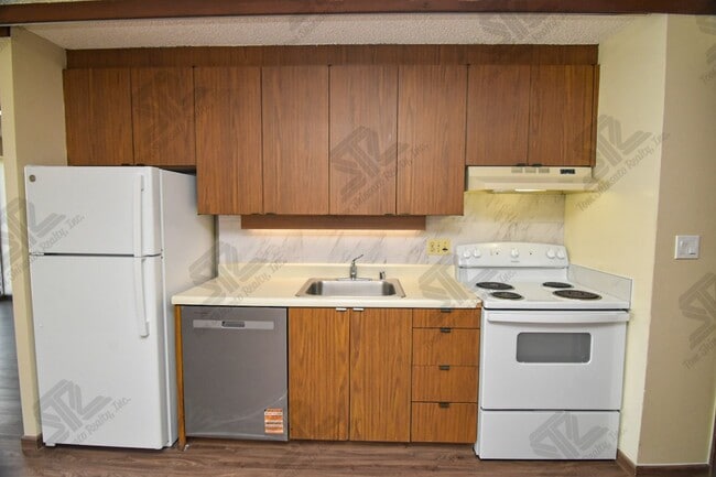 1655 Makaloa St in Honolulu, HI - Building Photo - Building Photo