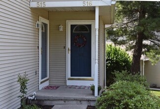 516 Maplewood Ave in Mohnton, PA - Building Photo - Building Photo