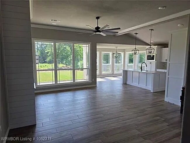 1038 Mourning Dove Wy in Barling, AR - Building Photo - Building Photo