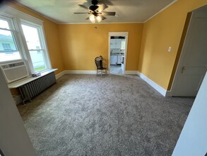 2530 Radcliffe Ave, Unit 2530A Radcliffe Avenue in Roslyn, PA - Building Photo - Building Photo